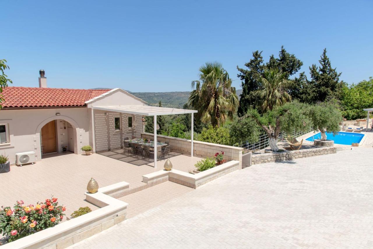 Villa Chrysallis With Heated Pool Georgioupoli Exteriér fotografie