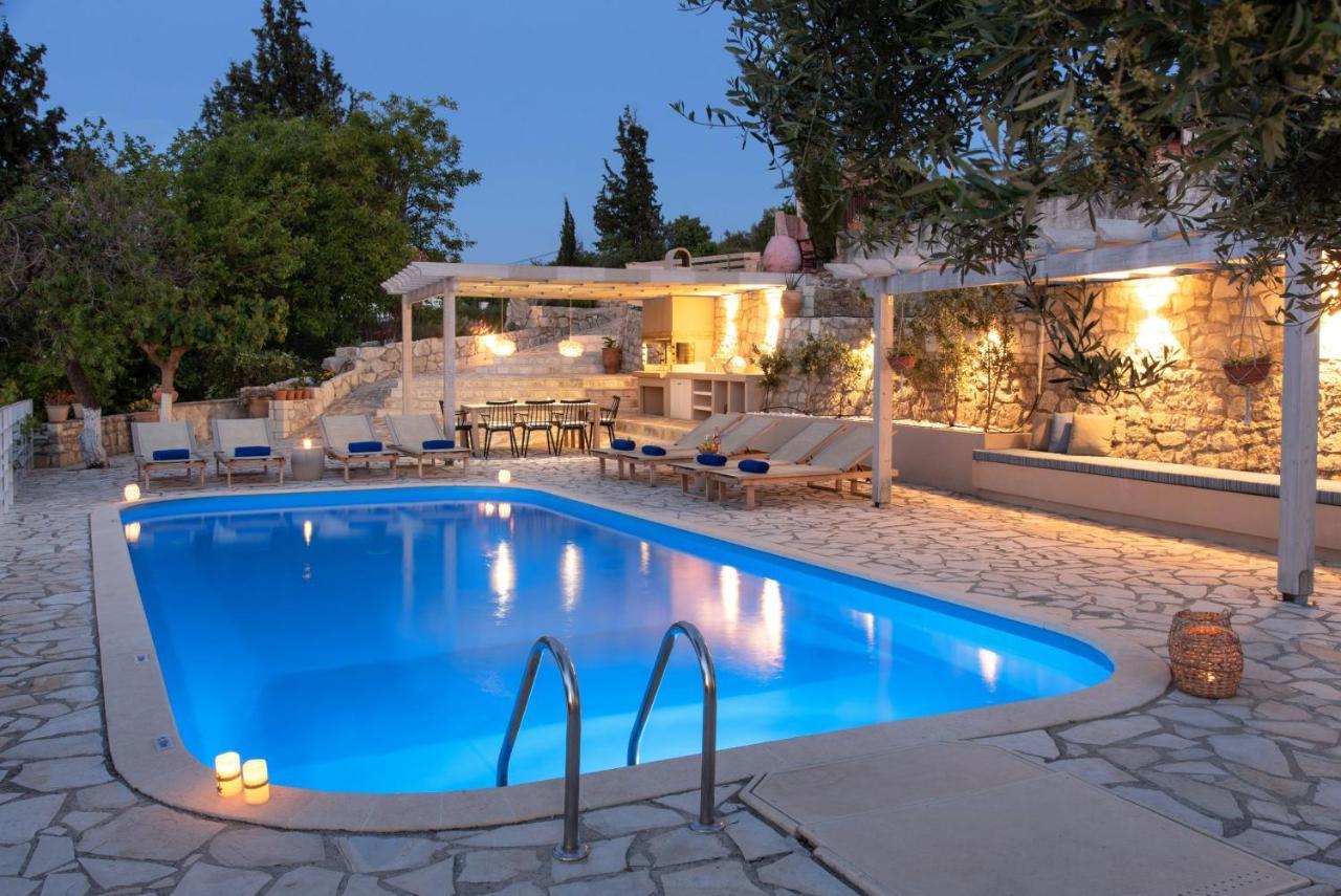 Villa Chrysallis With Heated Pool Georgioupoli Exteriér fotografie