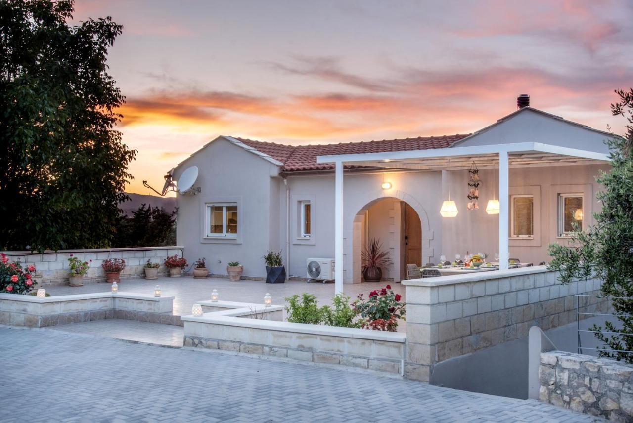 Villa Chrysallis With Heated Pool Georgioupoli Exteriér fotografie